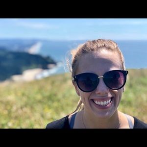 Meet your Posher, Hannah